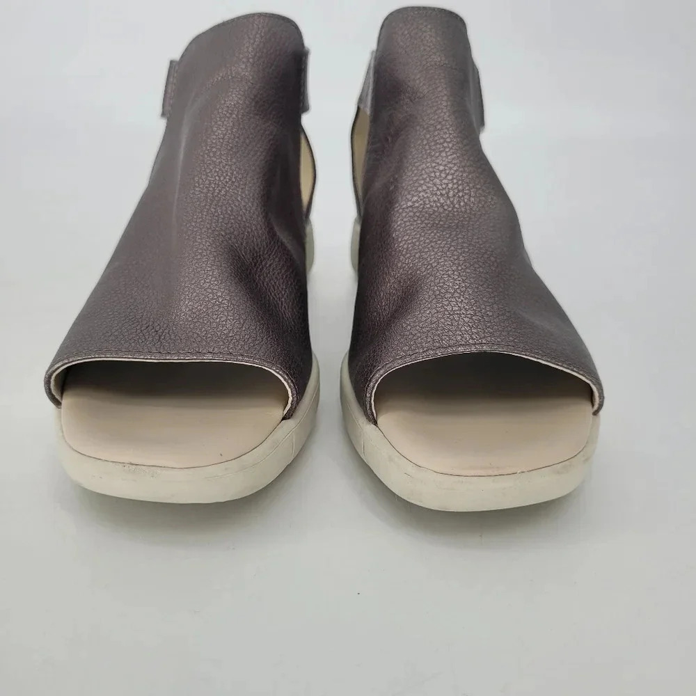 The Flexx Womens Front Row Dress Sandal, metallic Size 8.5 Medium Curtis - Picture 5 of 11